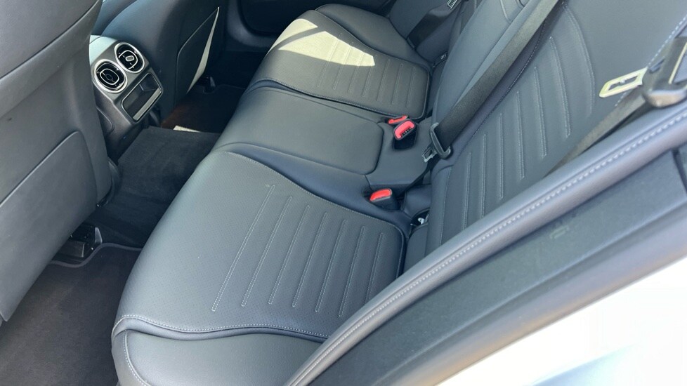 Used Mercedes-Benz C Class 2024 for sale - 76544452: Photo 24