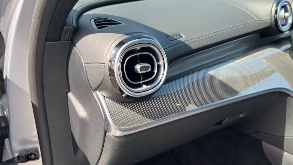 Used Mercedes-Benz C Class 2024 for sale - 76544452: Photo 32