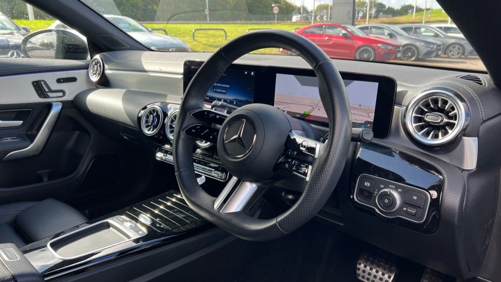 Used Mercedes-Benz CLA 2024 for sale - 76999491: Photo 3