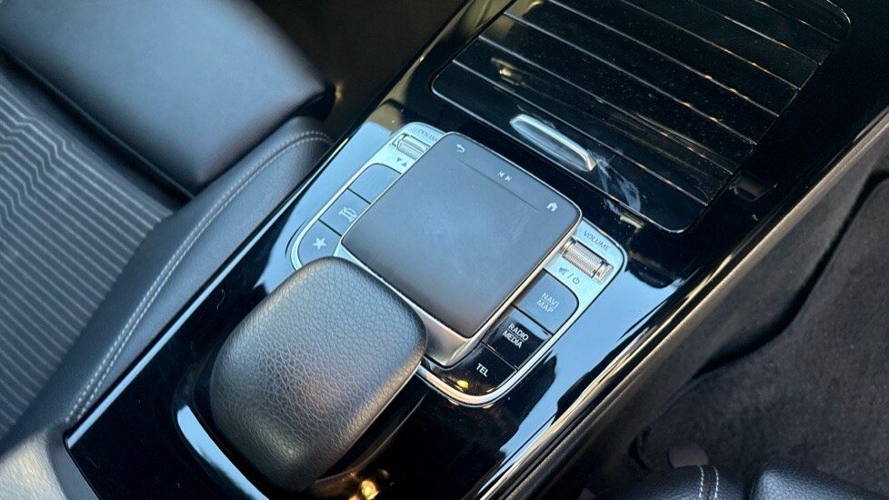 Used Mercedes-Benz A-Class 2018 for sale - 76999358: Photo 35