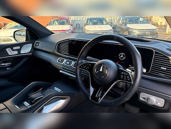 Used Mercedes-Benz GLE 2025 for sale - 76842165: Photo