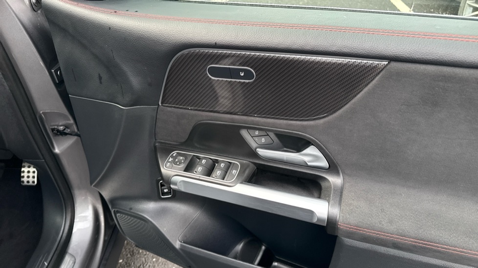 Used Mercedes-Benz GLB 2025 for sale - 76261710: Photo 37