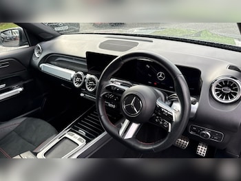 Used Mercedes-Benz GLB 2025 for sale - 76261710: Photo