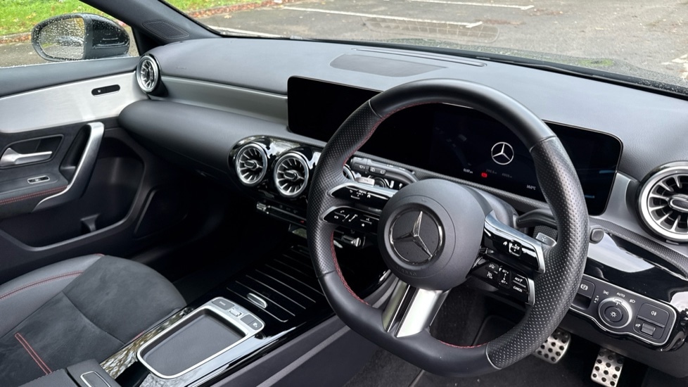 Used Mercedes-Benz A-Class 2024 for sale - 76780383: Photo 3