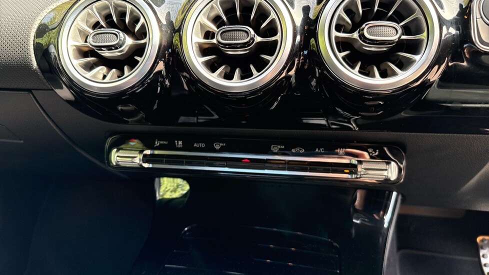 Used Mercedes-Benz A-Class 2024 for sale - 76074613: Photo 36