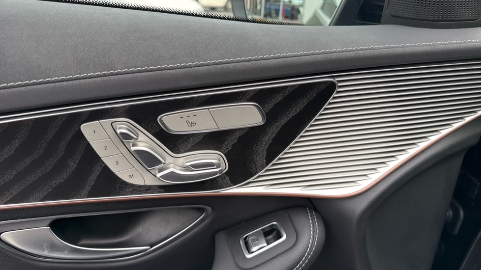 Used Mercedes-Benz EQC 2022 for sale - 76640193: Photo 42