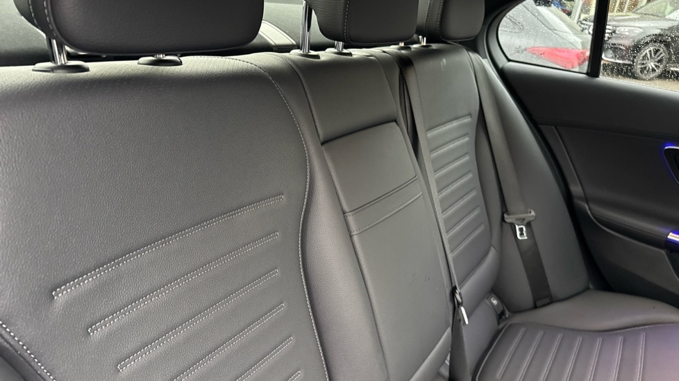 Used Mercedes-Benz C Class 2025 for sale - 77042890: Photo 15