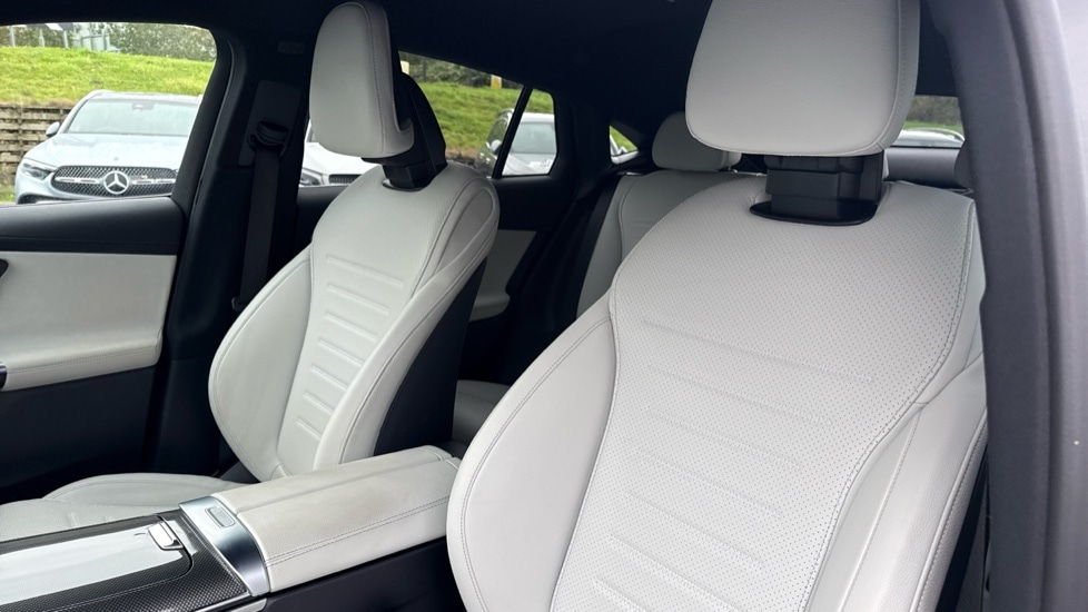 Used Mercedes-Benz GLC 2024 for sale - 76074235: Photo 14