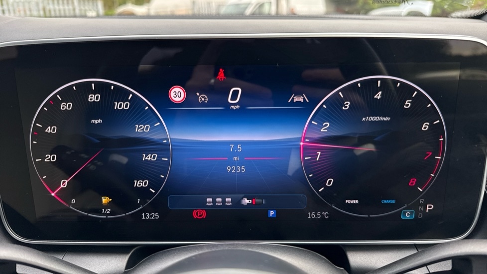 Used Mercedes-Benz GLC 2024 for sale - 76074235: Photo 16