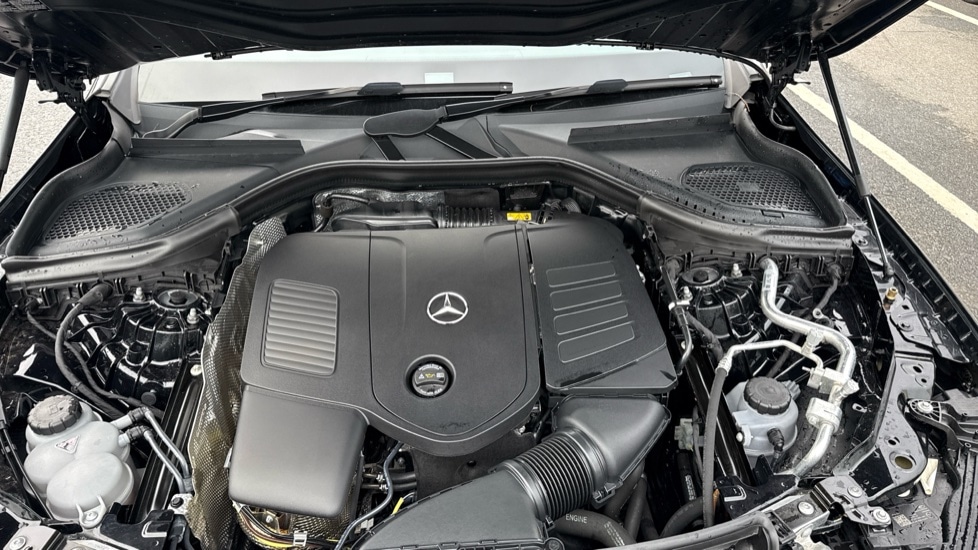 Used Mercedes-Benz GLC 2024 for sale - 76074235: Photo 19