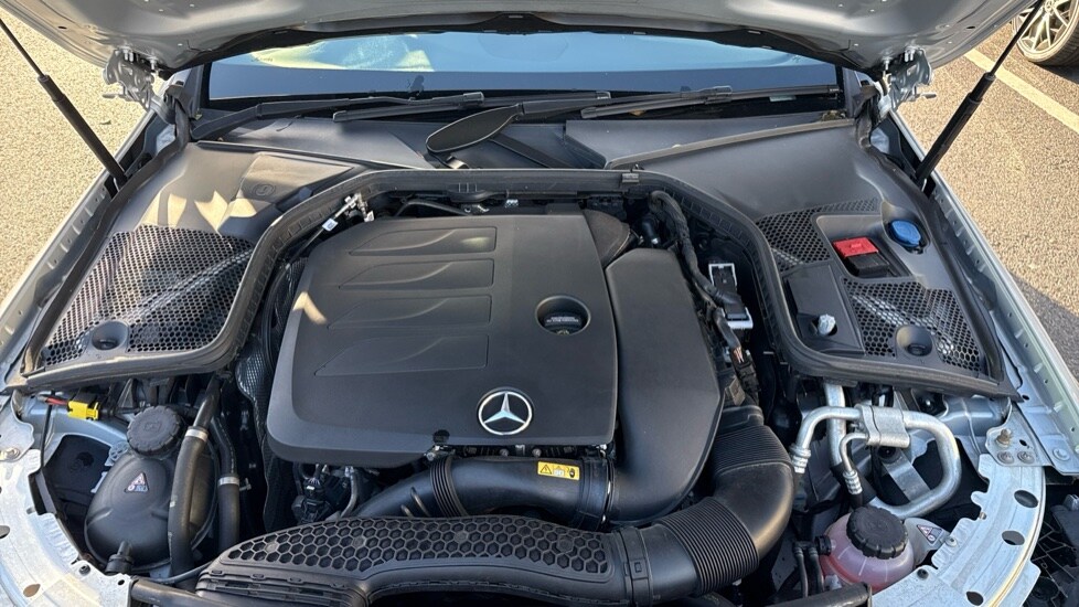 Used Mercedes-Benz C Class 2021 for sale - 76575038: Photo 19