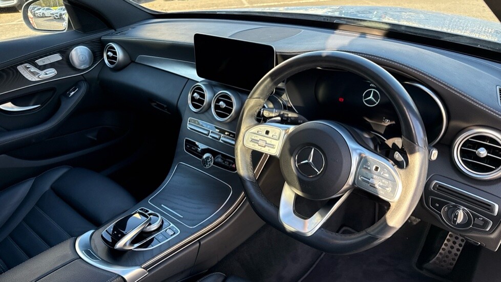 Used Mercedes-Benz C Class 2021 for sale - 76575038: Photo 3