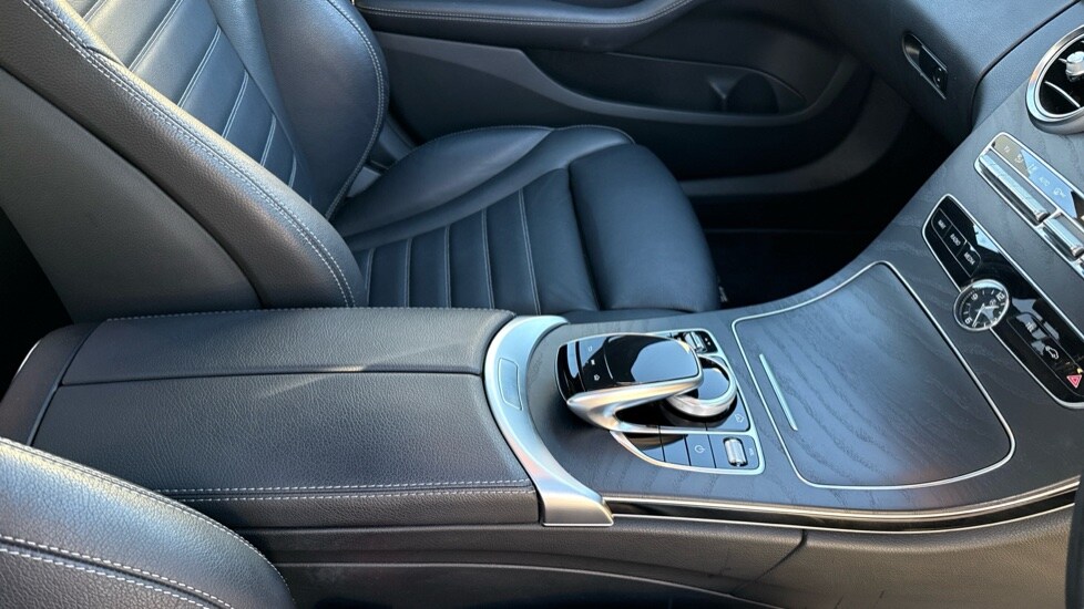 Used Mercedes-Benz C Class 2021 for sale - 76575038: Photo 34