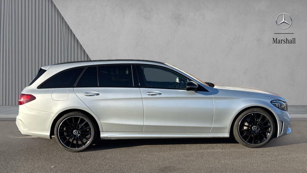 Used Mercedes-Benz C Class 2021 for sale - 76575038: Photo 4