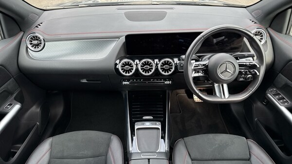 Used Mercedes-Benz EQA 2024 for sale - 76130671: Photo 23