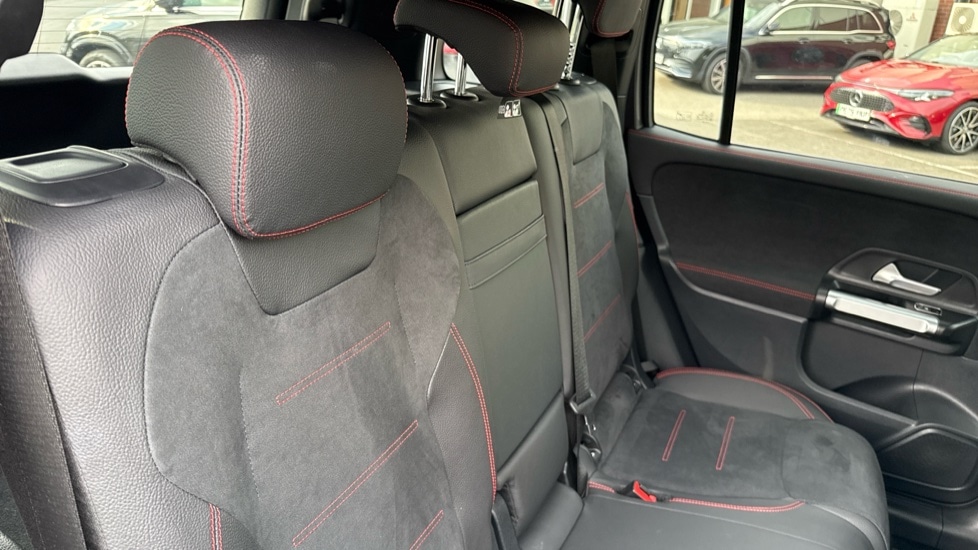 Used Mercedes-Benz GLB 2024 for sale - 76130655: Photo 15