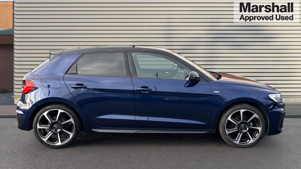 Used Audi A1 2023 for sale - 76788135: Photo 2
