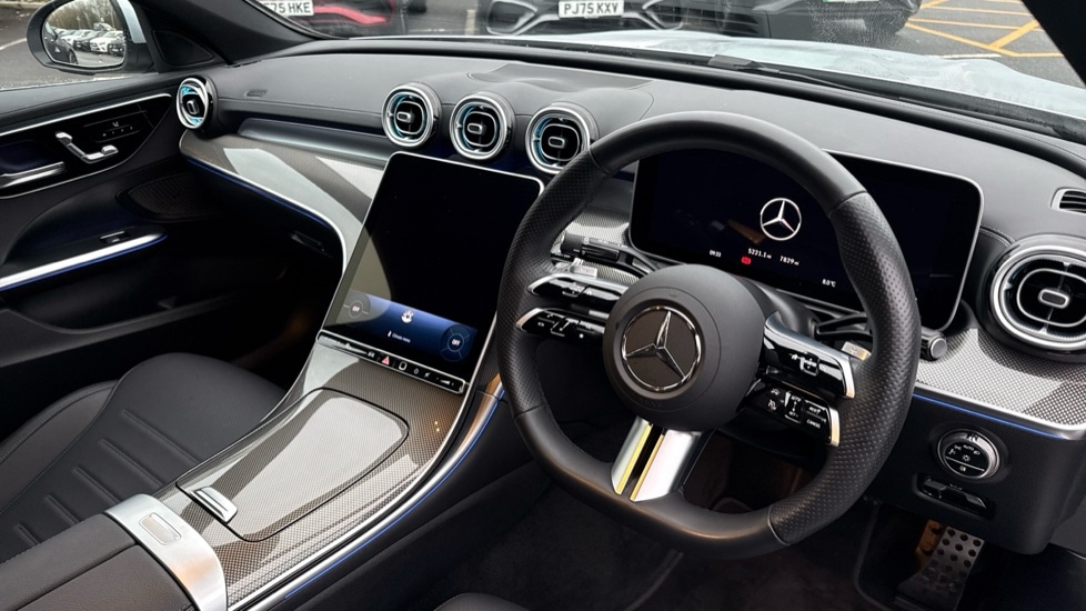 Used Mercedes-Benz C Class 2025 for sale - 77010350: Photo 3