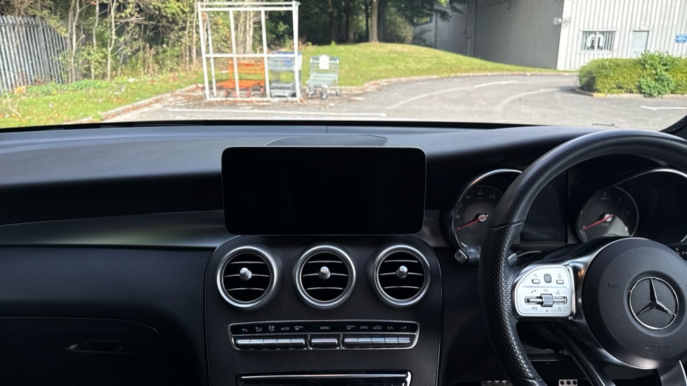 Used Mercedes-Benz GLC 2020 for sale - 76044536: Photo 13