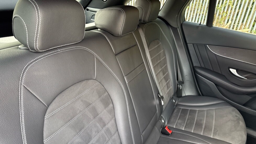 Used Mercedes-Benz GLC 2020 for sale - 76044536: Photo 15