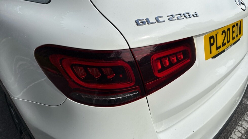 Used Mercedes-Benz GLC 2020 for sale - 76044536: Photo 21
