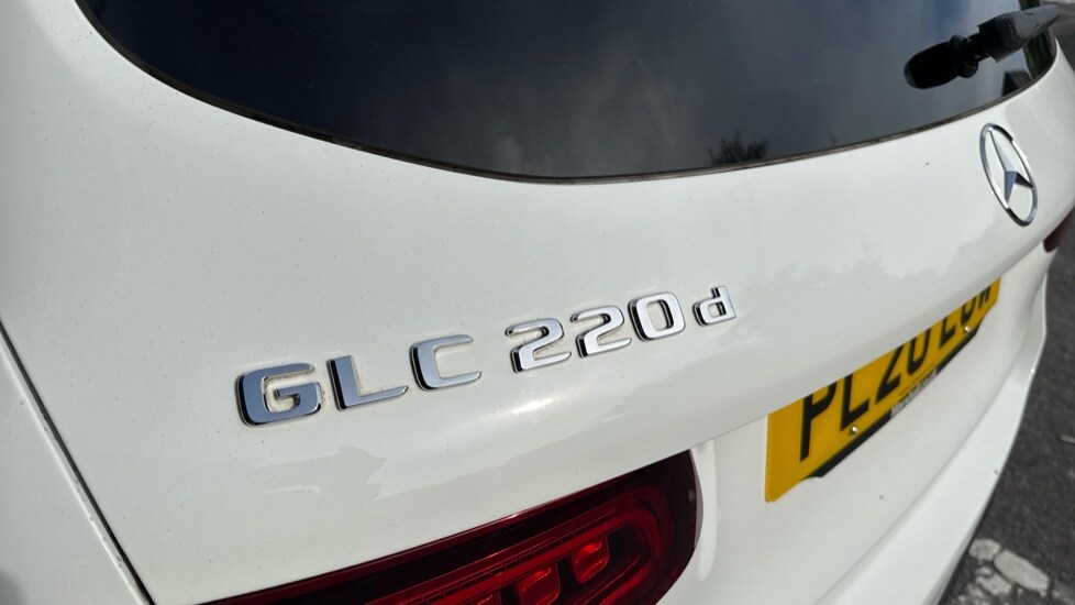 Used Mercedes-Benz GLC 2020 for sale - 76044536: Photo 22