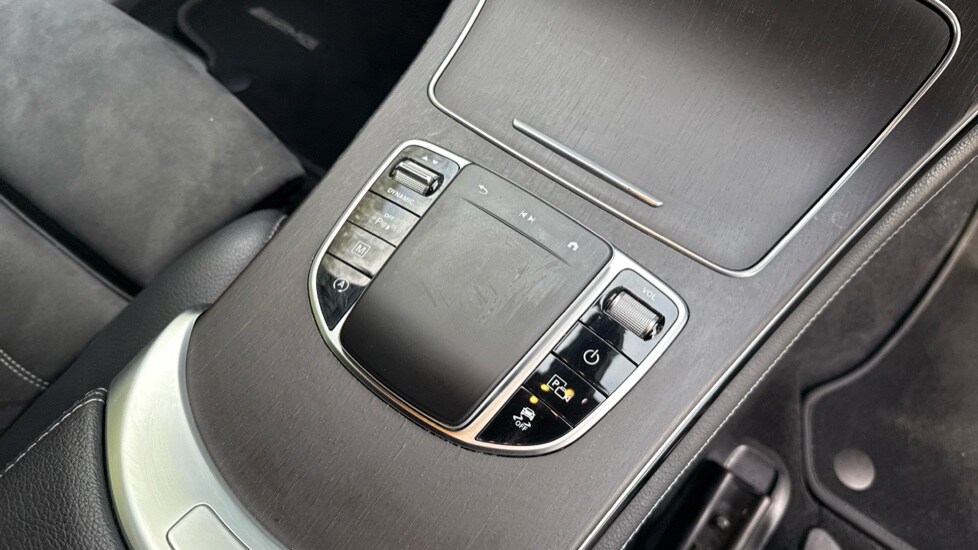 Used Mercedes-Benz GLC 2020 for sale - 76044536: Photo 35