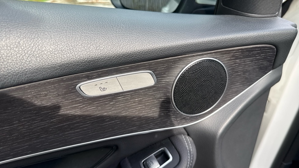 Used Mercedes-Benz GLC 2020 for sale - 76044536: Photo 42