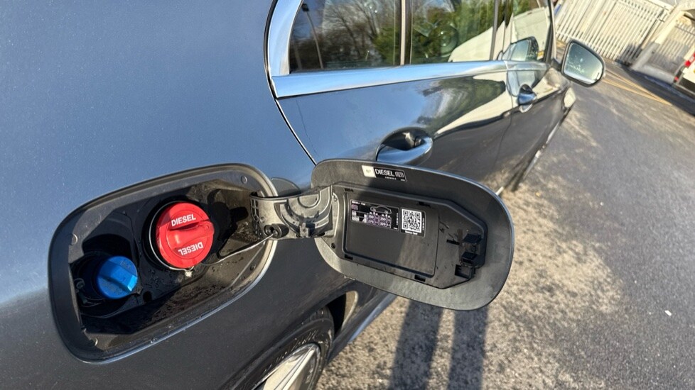 Used Mercedes-Benz C Class 2018 for sale - 76623462: Photo 28