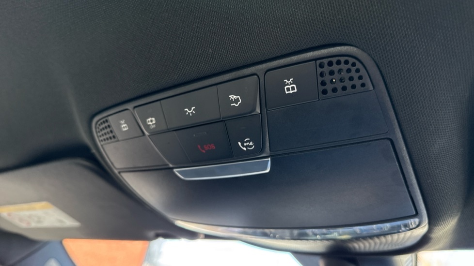 Used Mercedes-Benz C Class 2018 for sale - 76623462: Photo 38