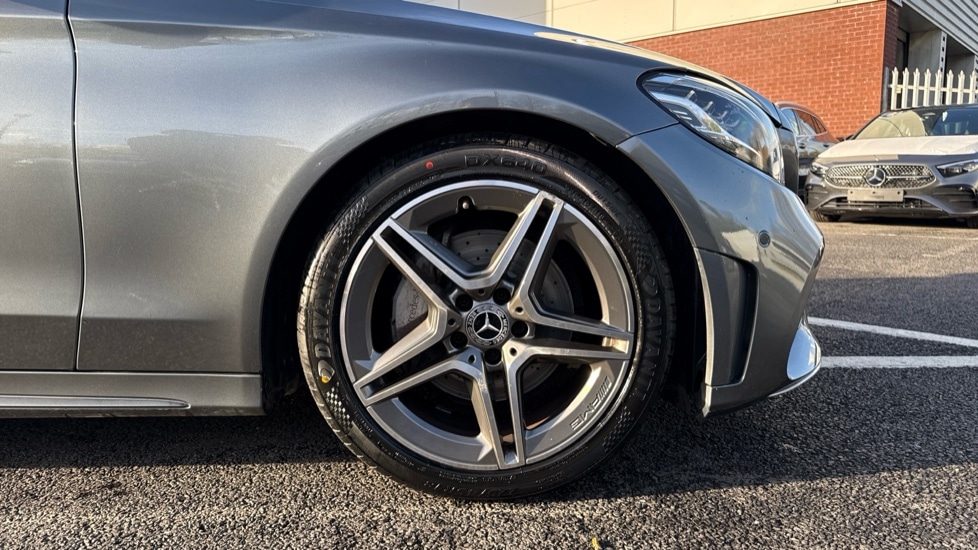 Used Mercedes-Benz C Class 2018 for sale - 76623462: Photo 5