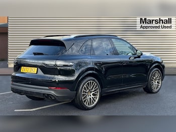 Used Porsche Cayenne 2022 for sale - 76479840: Photo