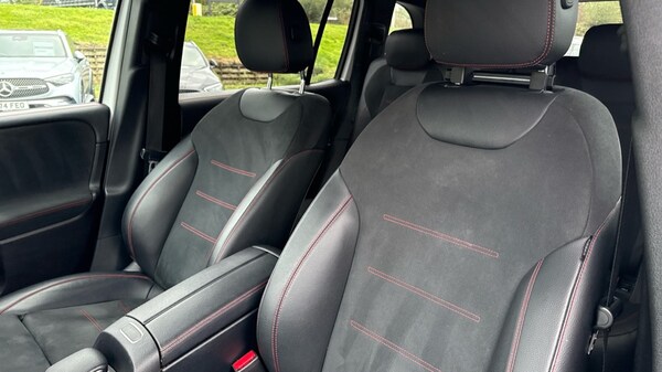 Used Mercedes-Benz GLB 2020 for sale - 76146167: Photo 14