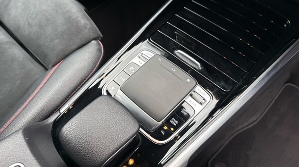 Used Mercedes-Benz GLB 2020 for sale - 76146167: Photo 35