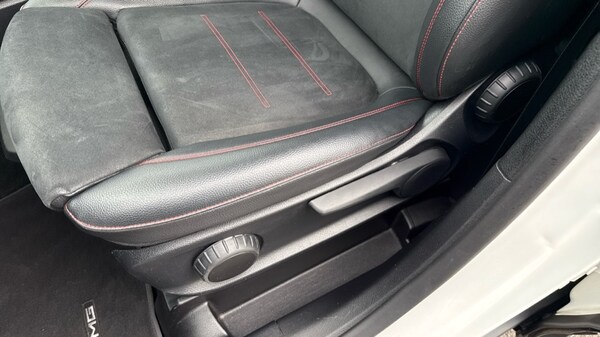 Used Mercedes-Benz GLB 2020 for sale - 76146167: Photo 39