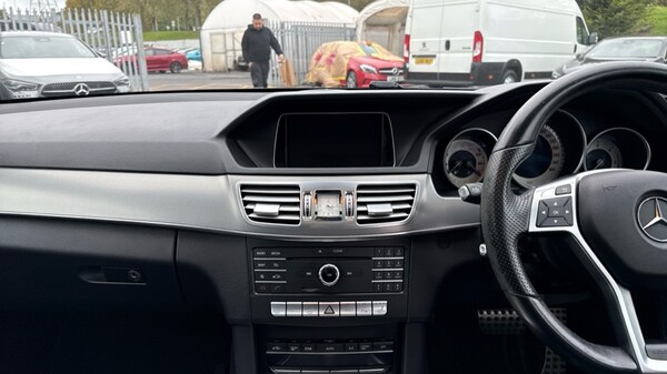 Used Mercedes-Benz E-Class 2016 for sale - 76221679: Photo 13