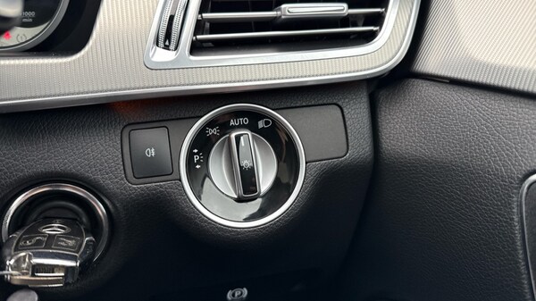 Used Mercedes-Benz E-Class 2016 for sale - 76221679: Photo 28
