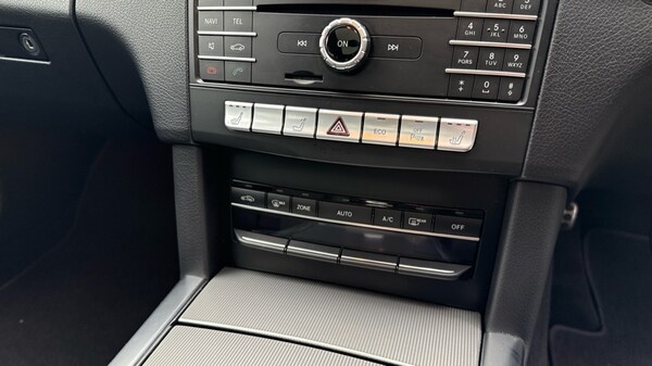 Used Mercedes-Benz E-Class 2016 for sale - 76221679: Photo 36
