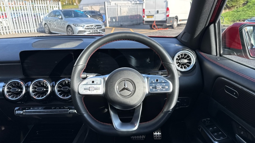 Used Mercedes-Benz GLB 2022 for sale - 76390054: Photo 12