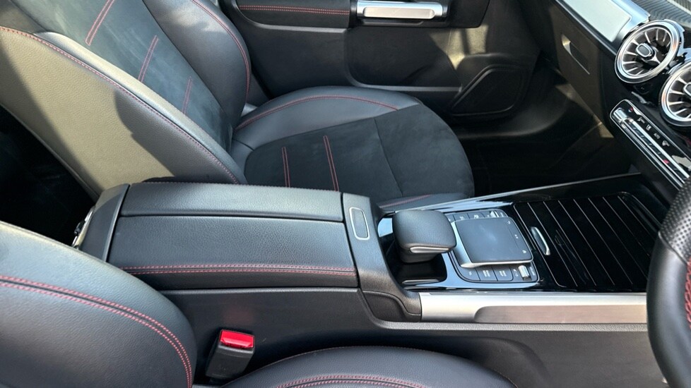 Used Mercedes-Benz GLB 2022 for sale - 76390054: Photo 34