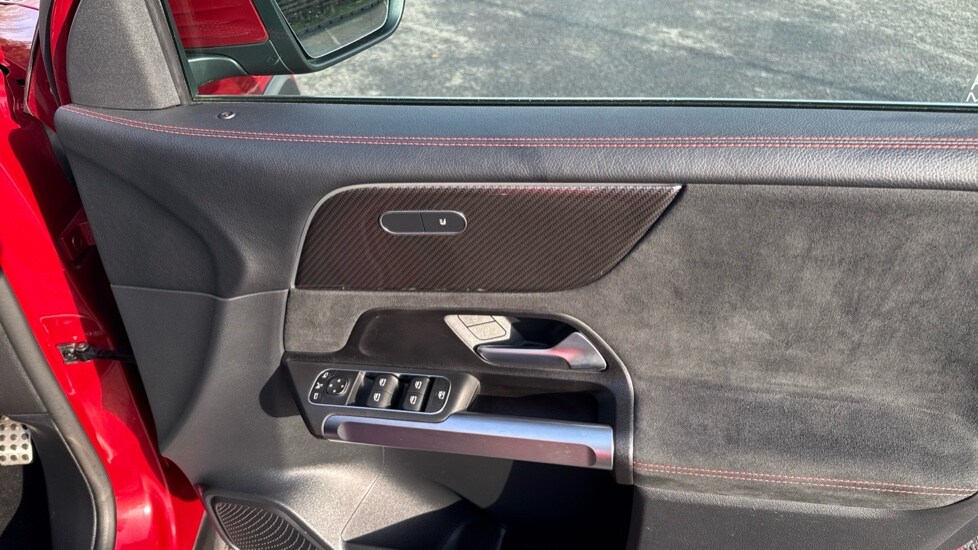 Used Mercedes-Benz GLB 2022 for sale - 76390054: Photo 37