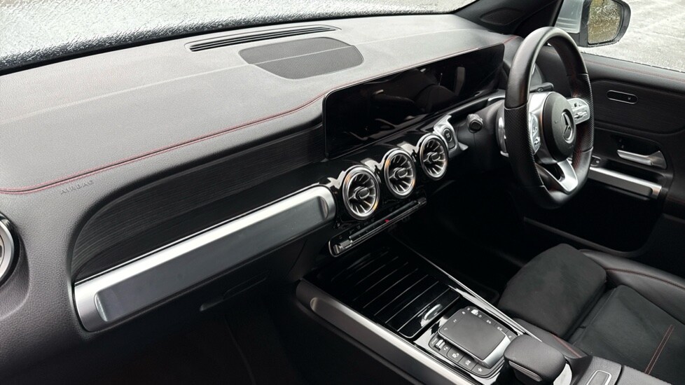 Used Mercedes-Benz EQB 2022 for sale - 76361944: Photo 11