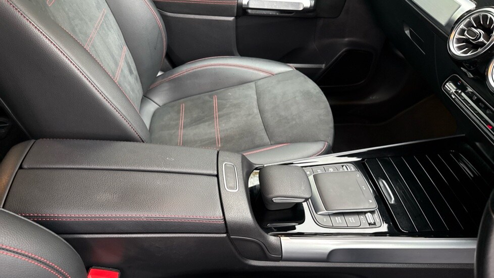 Used Mercedes-Benz EQB 2022 for sale - 76361944: Photo 34