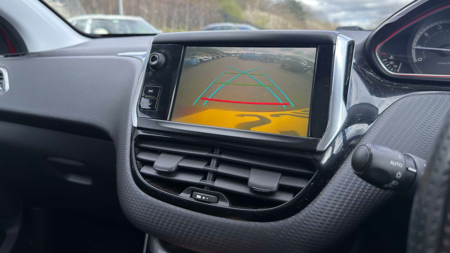 Used Peugeot 2008 2018 for sale - 78010021: Photo 14