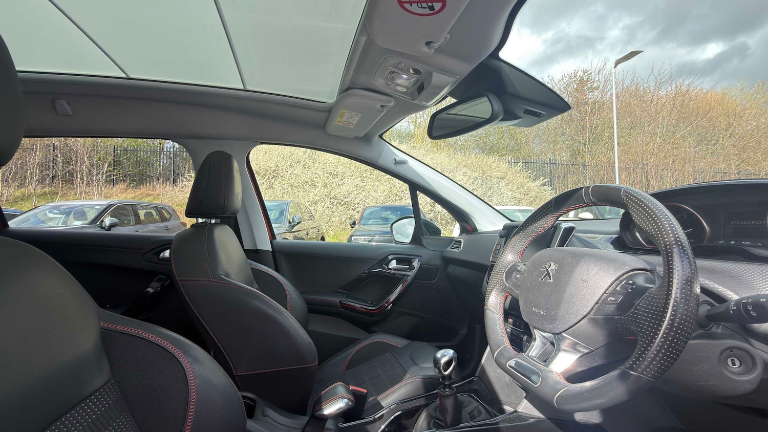 Used Peugeot 2008 2018 for sale - 78010021: Photo 3