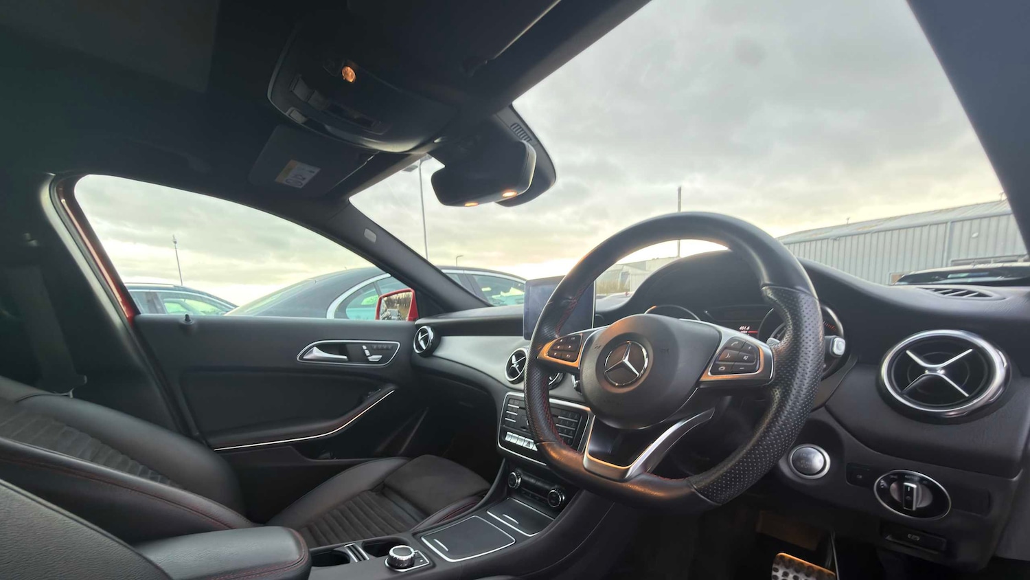 Used Mercedes-Benz GLA 2020 for sale - 77857056: Photo 3