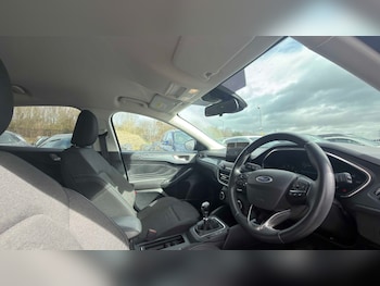 Used Ford Focus 2019 for sale - 77913882: Photo