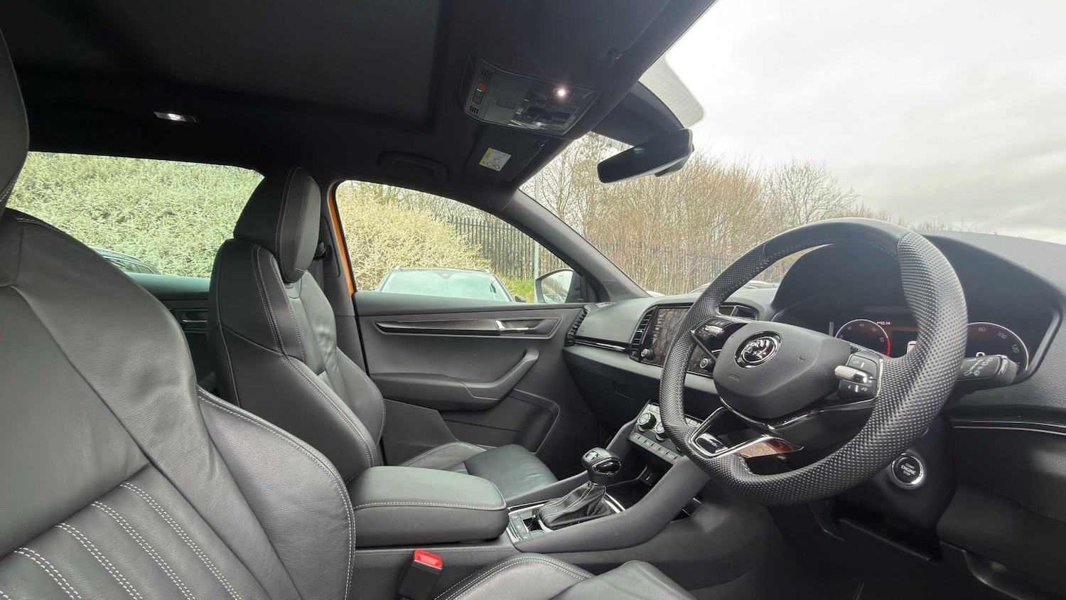 Used Skoda Karoq 2022 for sale - 77914039: Photo 3