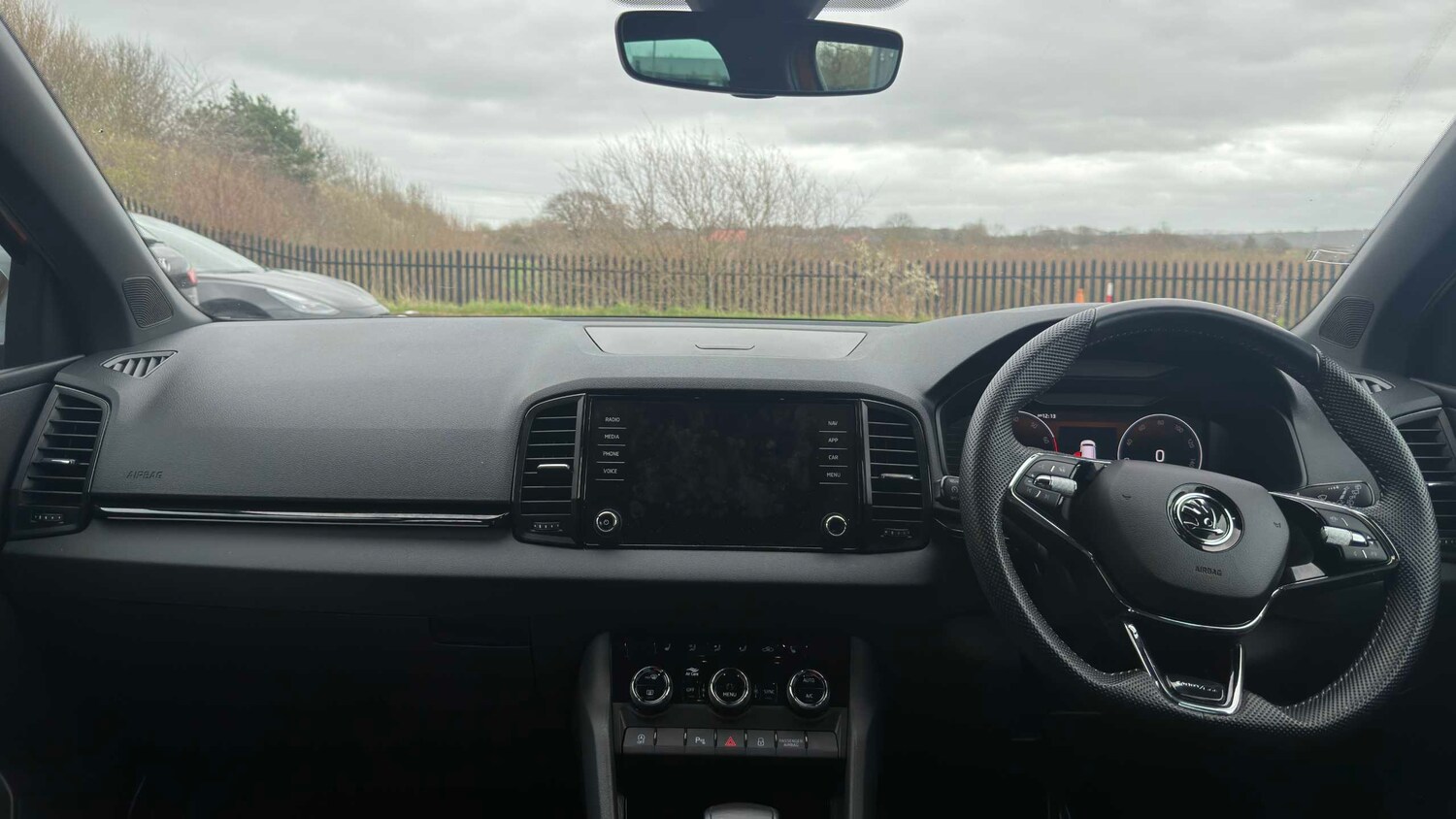 Used Skoda Karoq 2022 for sale - 77914039: Photo 9