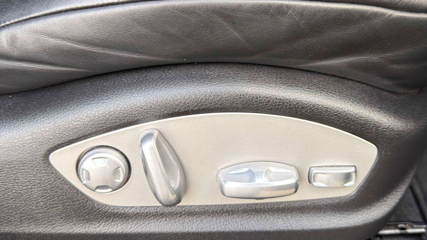 Used Porsche Macan for sale - 77862536: Photo 27